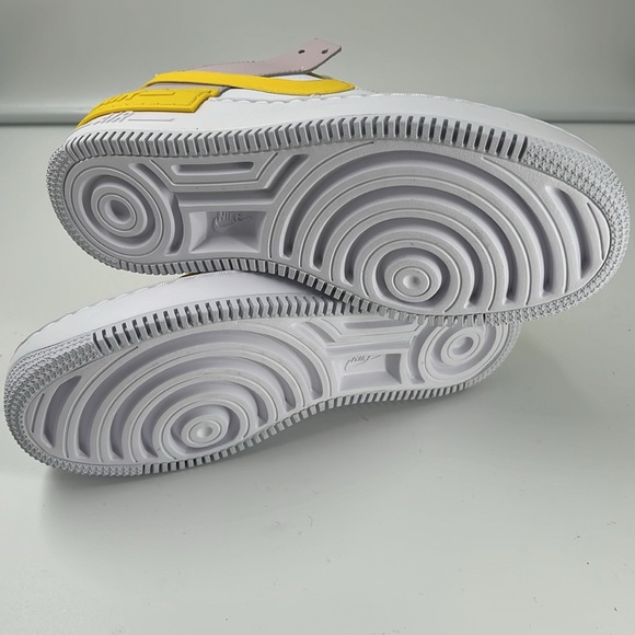 Nike Air Force 1 - Picture 5 of 5